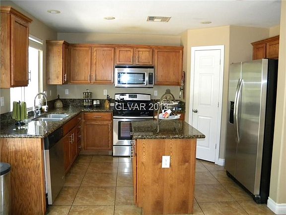4th image of 10368 Santa Cresta Ave