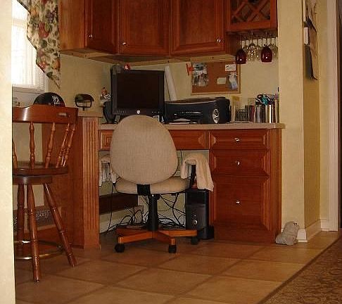 Built-in Desk in Kitchen