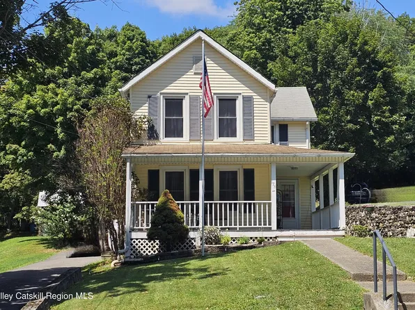 176 Main Street, Philmont, NY 12565