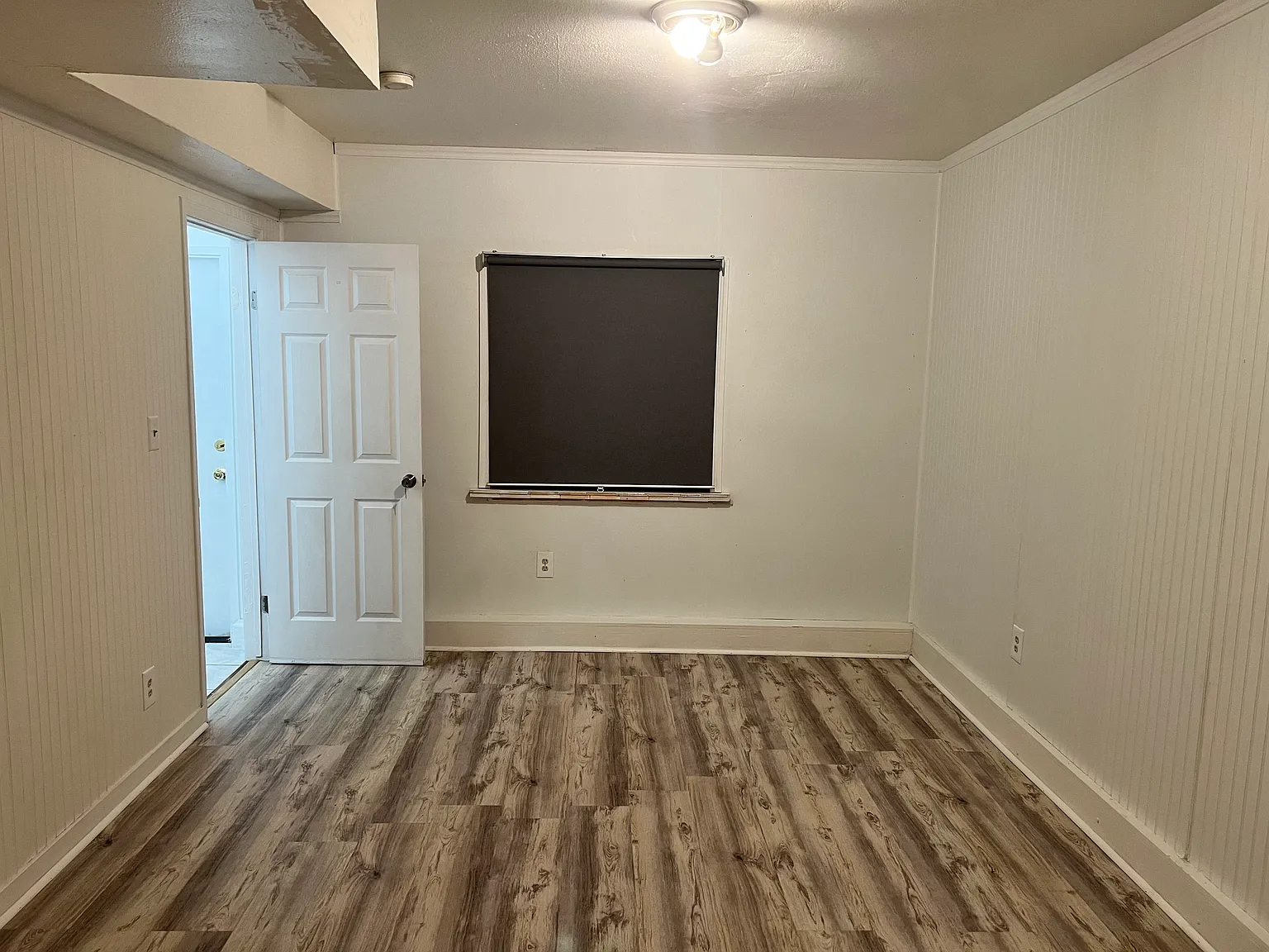 28 Lydia Ave — Photo 1