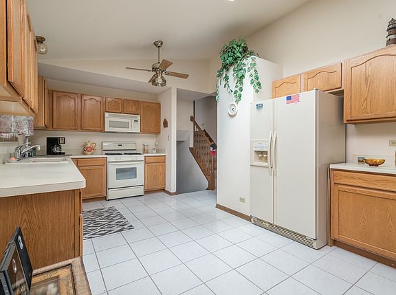 4th image of 3126 Rosiclaire Ct