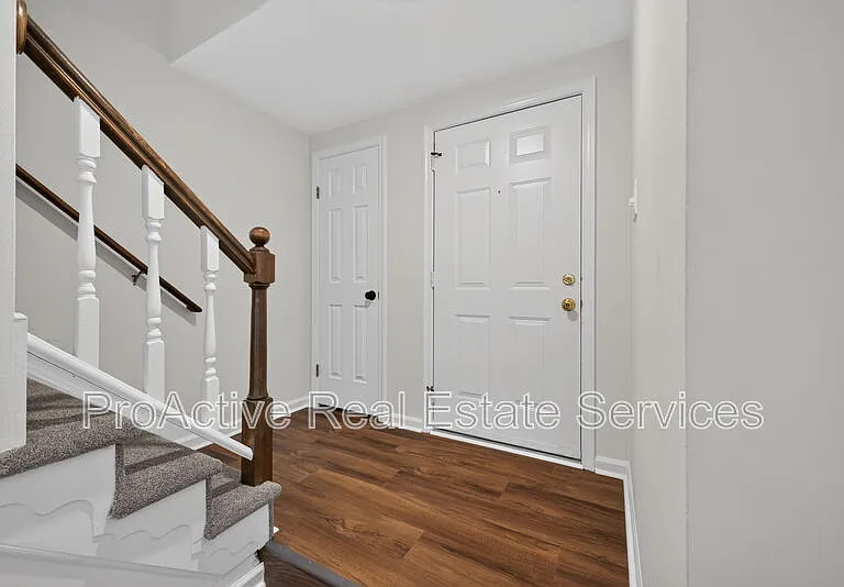1031 Still Harbor Cir — Photo 3
