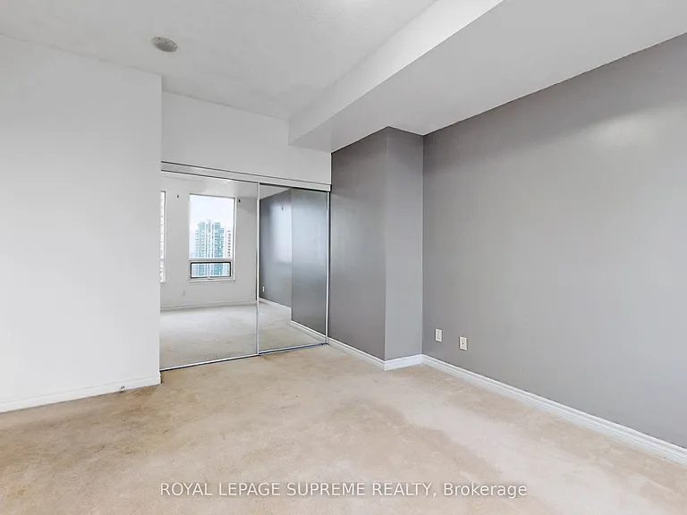 388 Prince Of Wales Dr #1505 — Photo 11