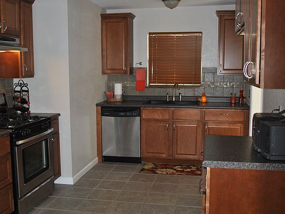 3rd image of 510 N Atlanta St