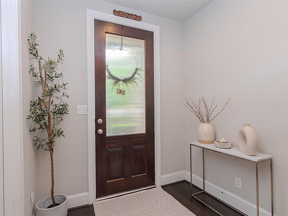 4th image of 2309 Kolbe Grove Ln