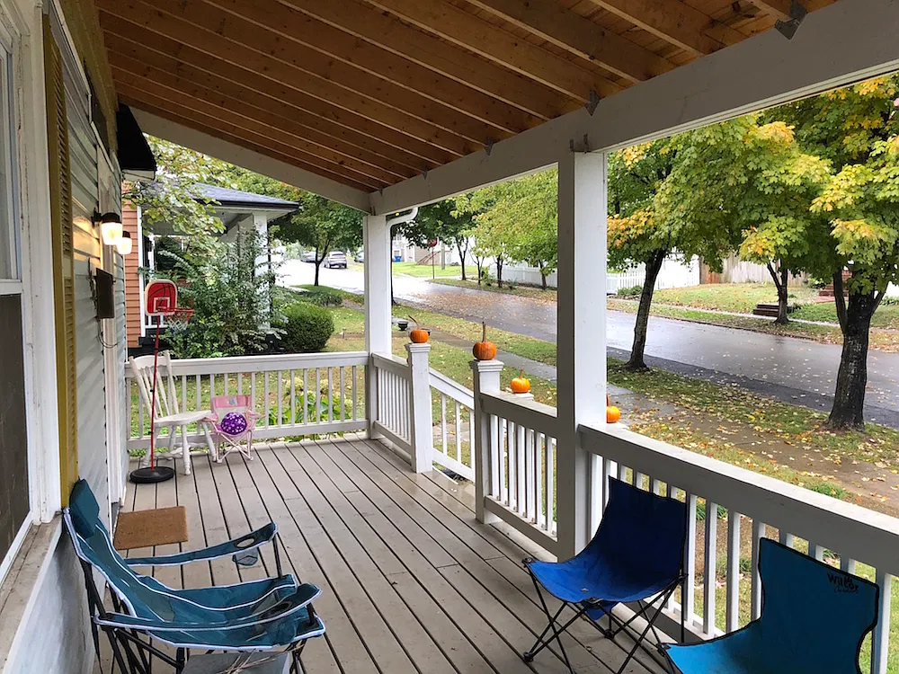 1404 Overton St — Photo 1