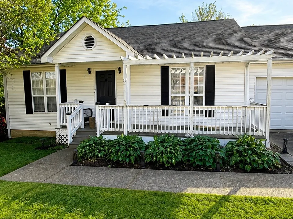 130 Sequoyah Dr