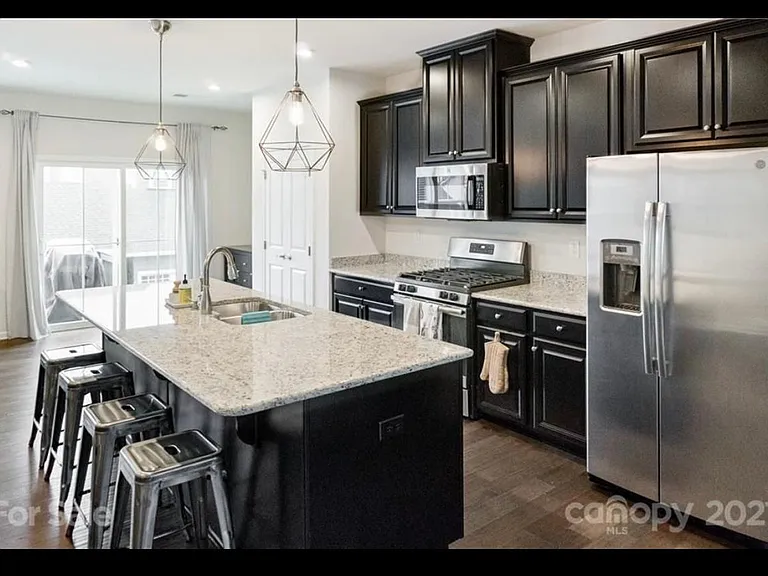 11737 Blessington Rd — Photo 9