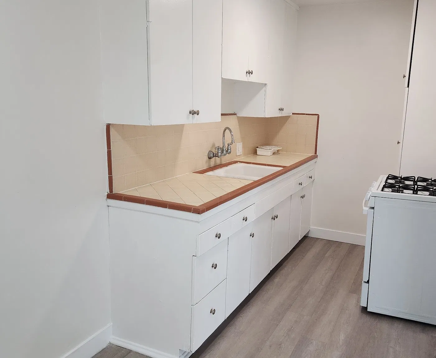 Studio, 500 sqft, $1,495 — Photo 4