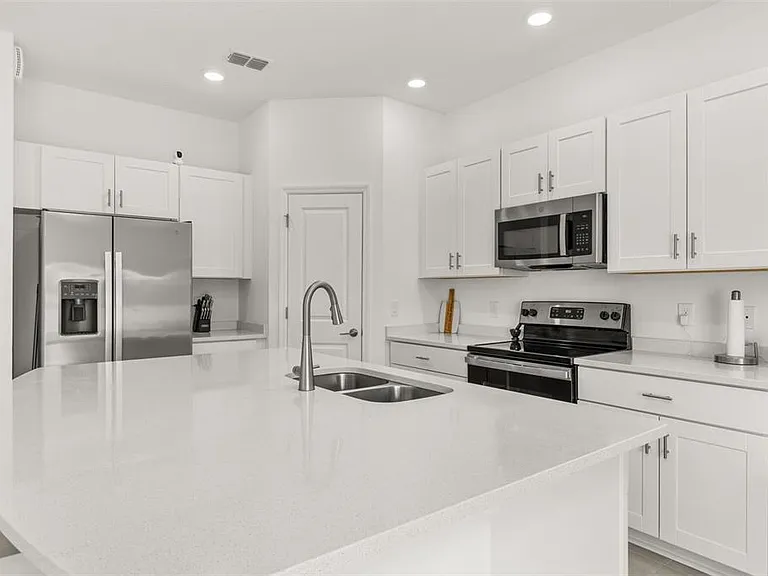 3575 Landing Net Dr — Photo 5