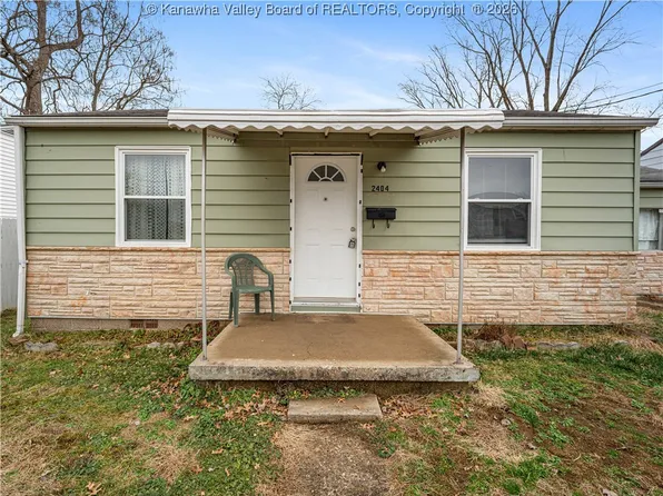2404 10th Ave, Vienna, WV 26105