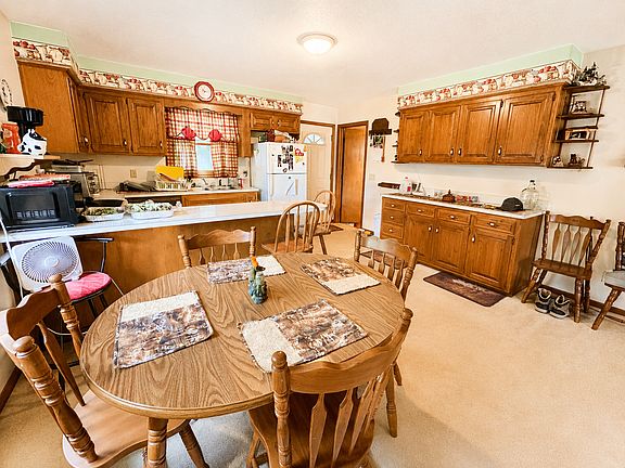 3rd image of 10751 County Road Ak #541