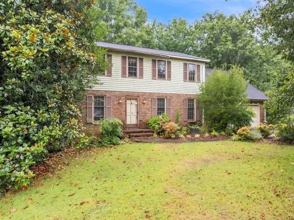 105 Brigham Creek Ct, Greer, SC 29650
