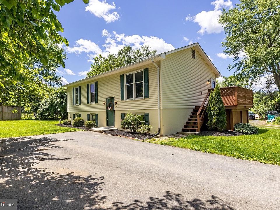 1st image of 26 Sullivan Ave