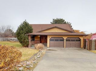 1706 W 45th Pl, Kennewick, WA 99337