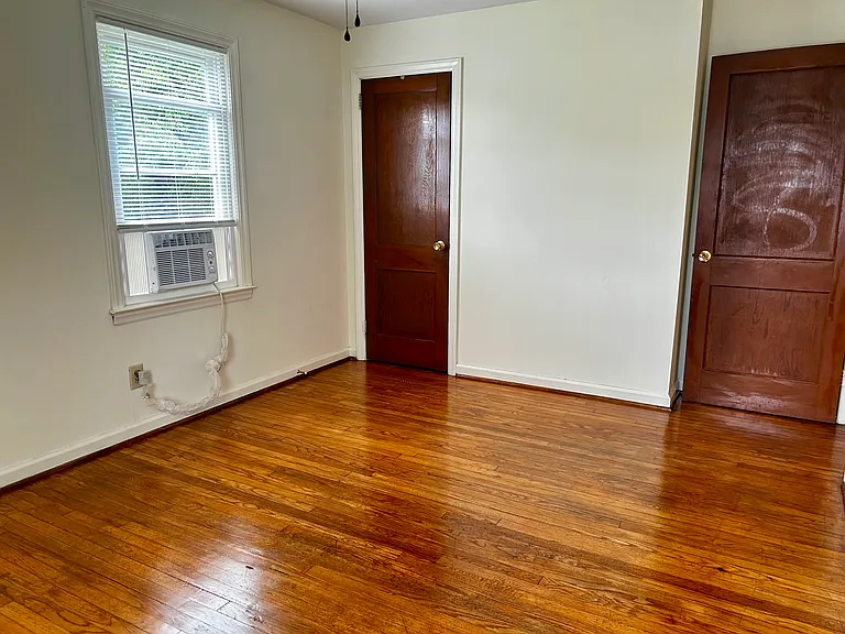 714 Mayflower Dr #B — Photo 16