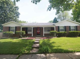 6706 Lesli Mari Ct, Florissant, MO 63033