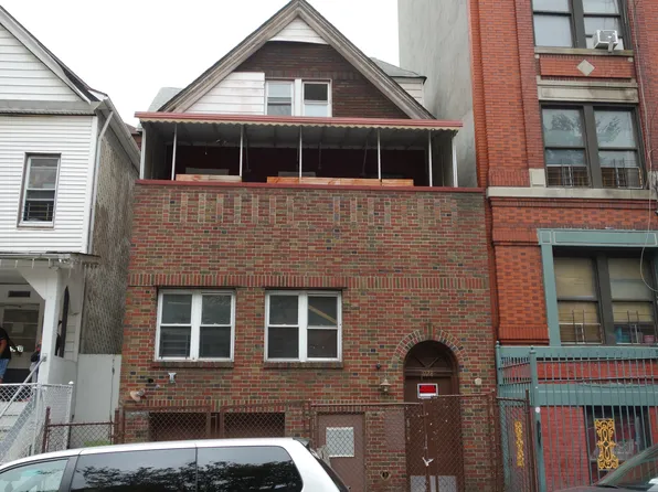 1928 Prospect Avenue image 1 of 19