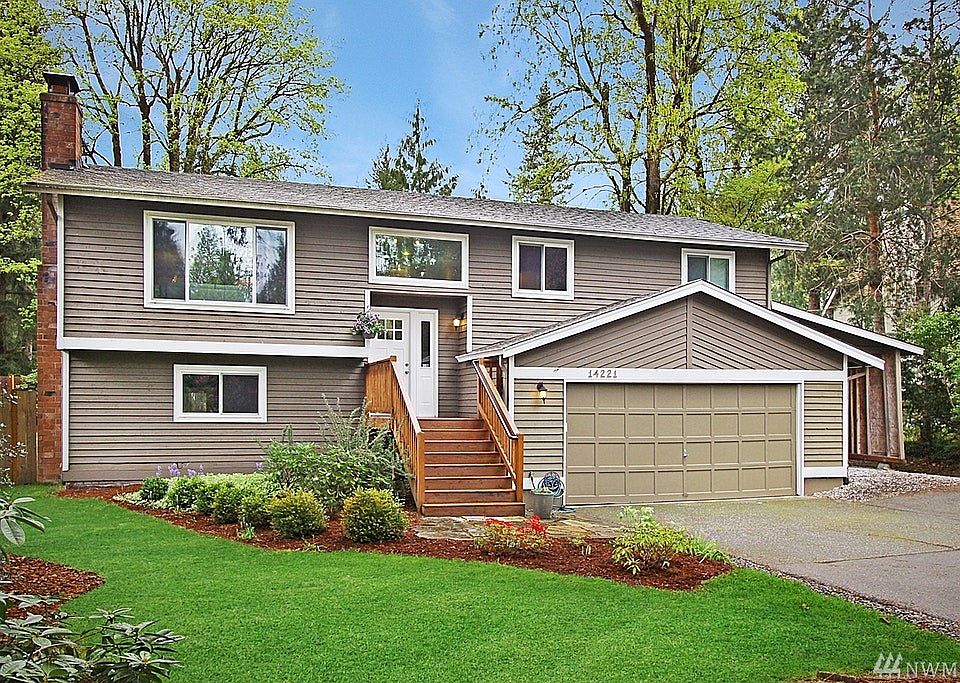 1st image of 14221 441st Pl SE