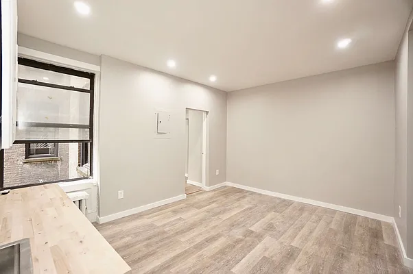 Rented by BRICK & GALO REALTY CORP | media 26