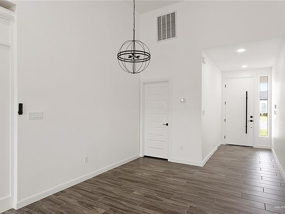 2nd image of 212 Paxton Dr
