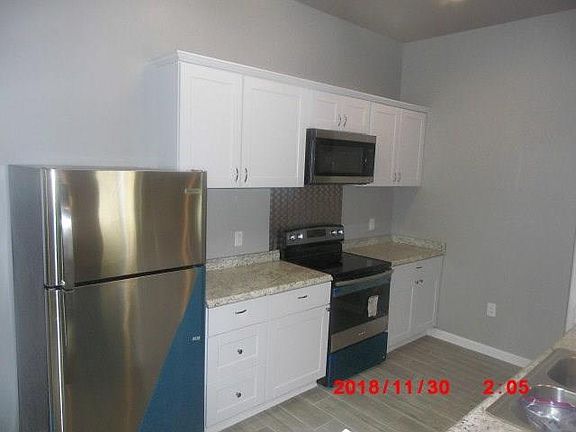 5th image of 466 Gillican St