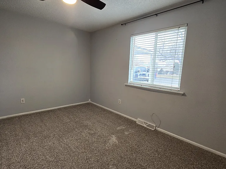 3169 Stanford Ct — Photo 40