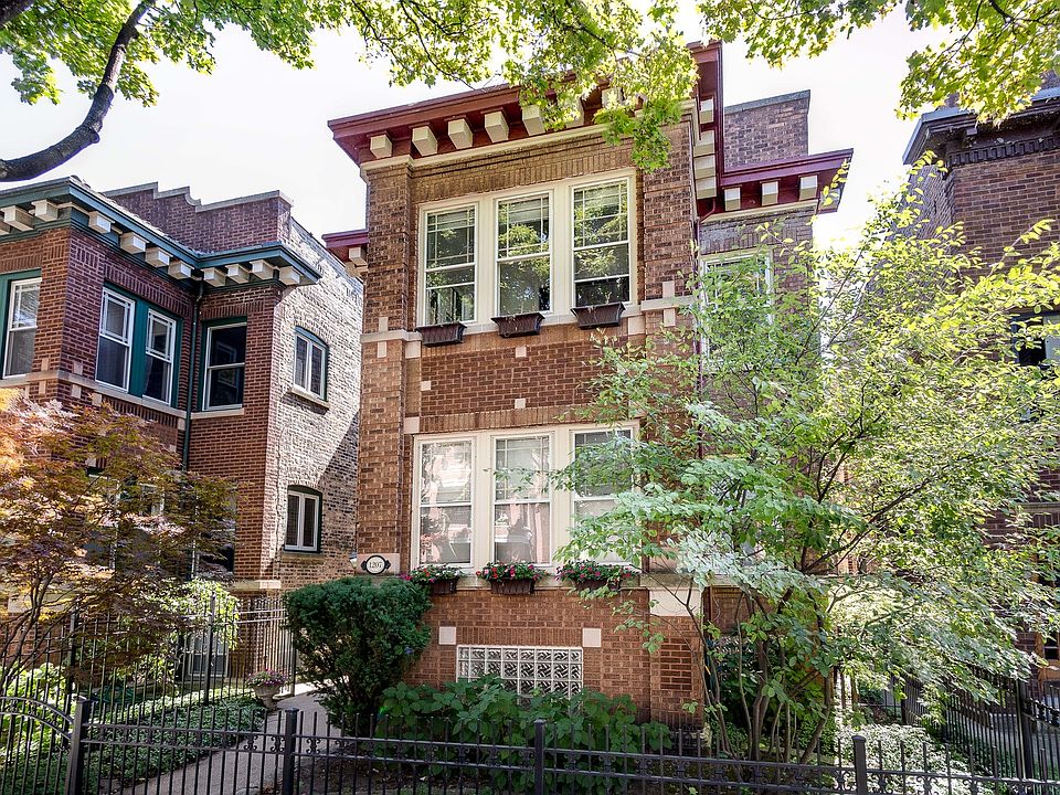 1st image of 1207 W Cornelia Ave