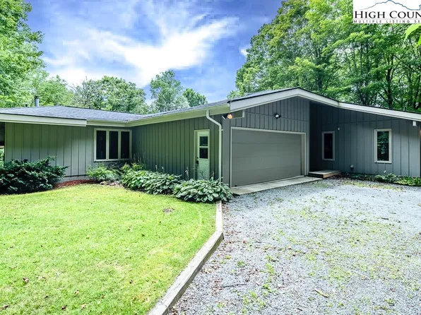 1877 Lee Gualtney Road, Banner Elk, NC 28604