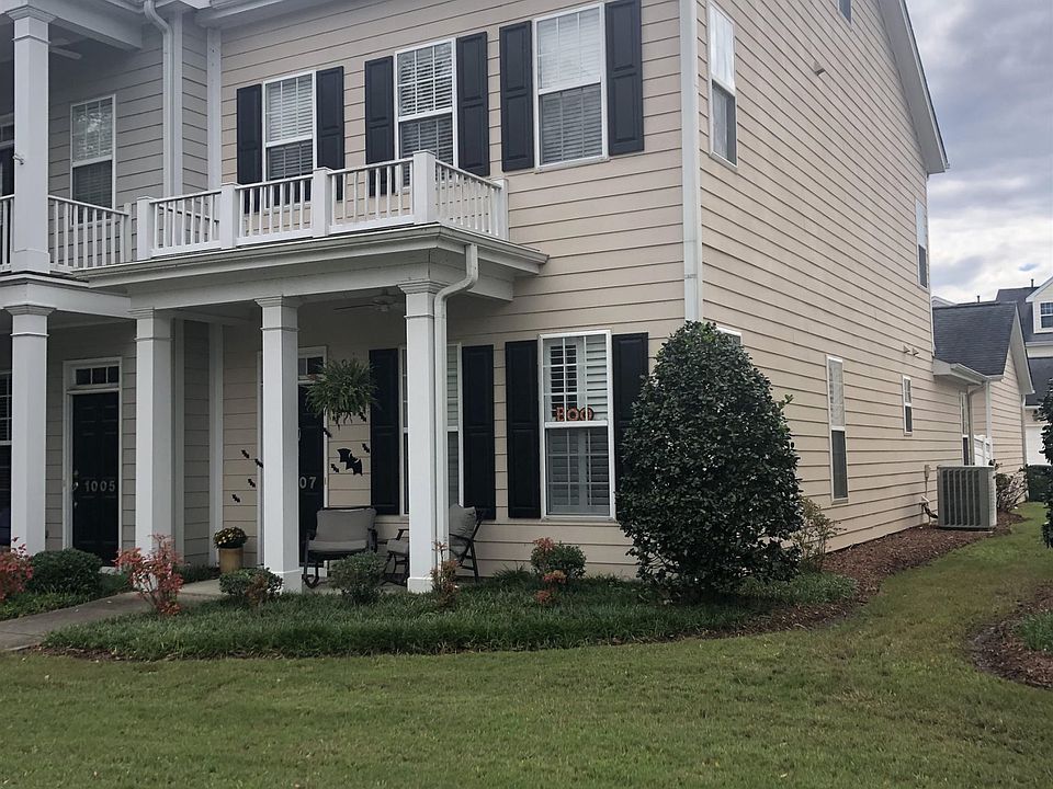 2nd image of 1007 Christopher Dr