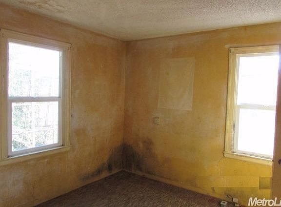 5th image of 638 S David Ave