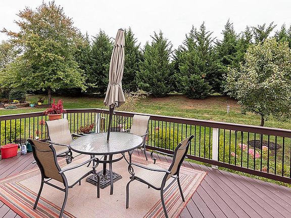 2nd image of 106 Cedar Mountain Dr