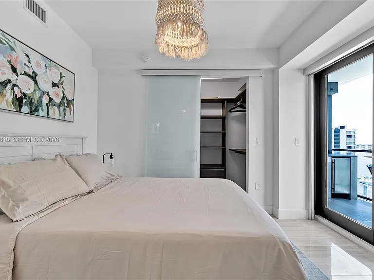 1451 Brickell Ave #1004 — Photo 10
