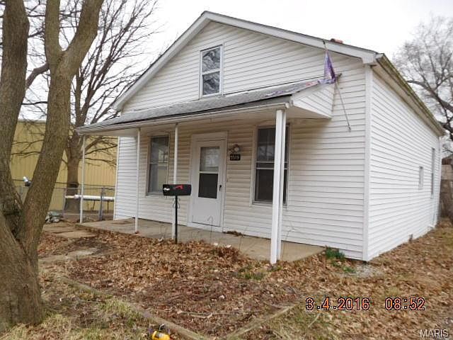 1st image of 5519 Dewey Ave
