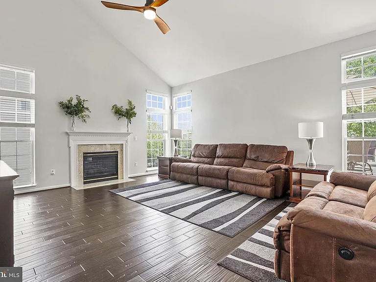 6032 Gholson Bridge Ct — Photo 15