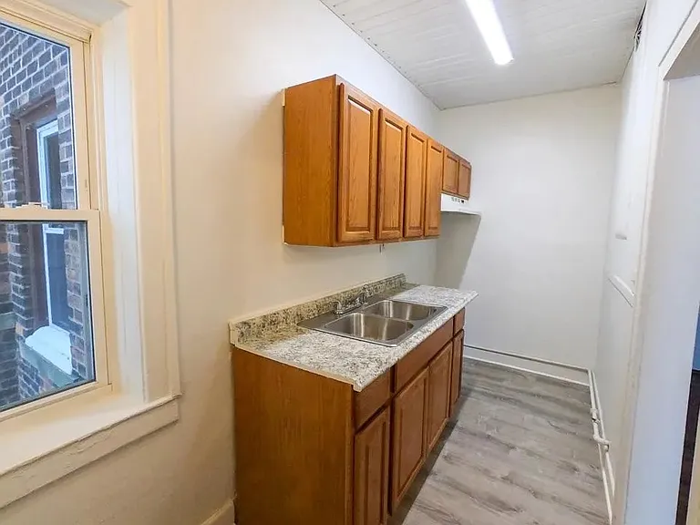 1261 Pennsylvania St #3 — Photo 10