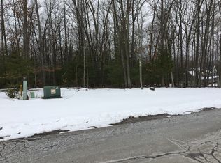 40 Azalea Dr, Apalachin, NY 13732