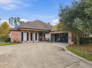 2521 S Savannah Ln, Lake Charles, LA 70605