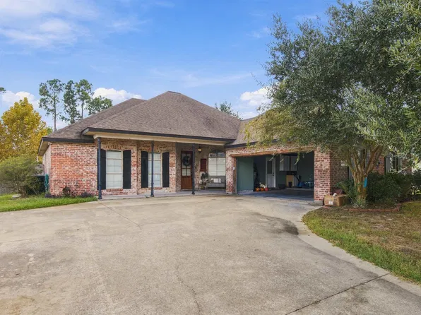 2521 S Savannah Ln, Lake Charles, LA 70605