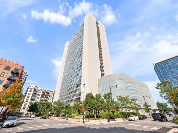 (undisclosed Address), Chicago, IL 60654