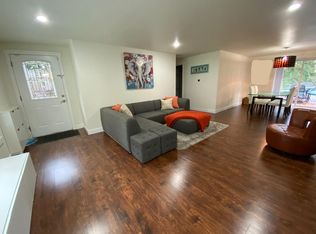 10728 NE 26th St, Bellevue, WA 98004