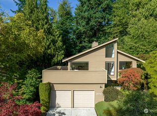 19749 41st Ave NE, Lake Forest Park, WA