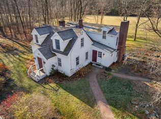 220 S Main St, Sherborn, MA 01770