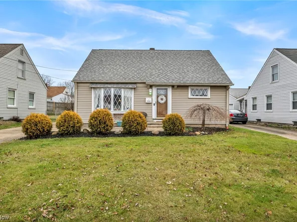 1242 Rockwood Ave SW, Canton, OH 44710