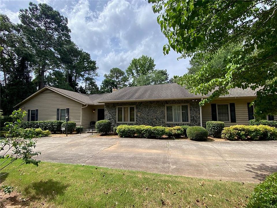 1st image of 2731 Harvest Ct SE