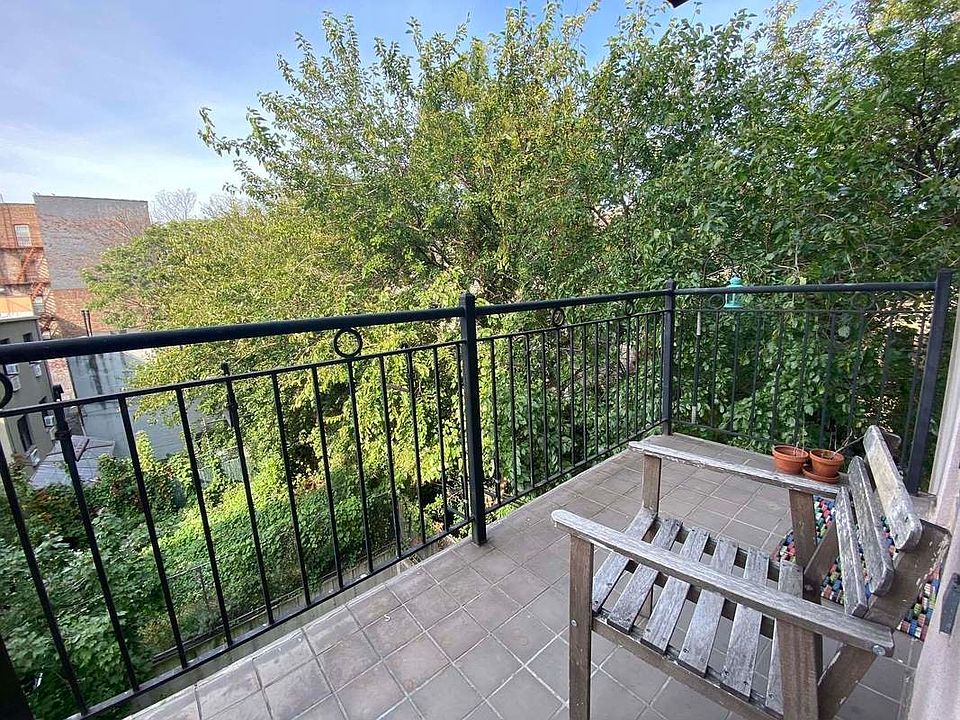 1st image of 183 Humboldt St APT 6