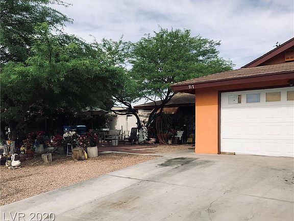 3rd image of 717 Scholl Dr