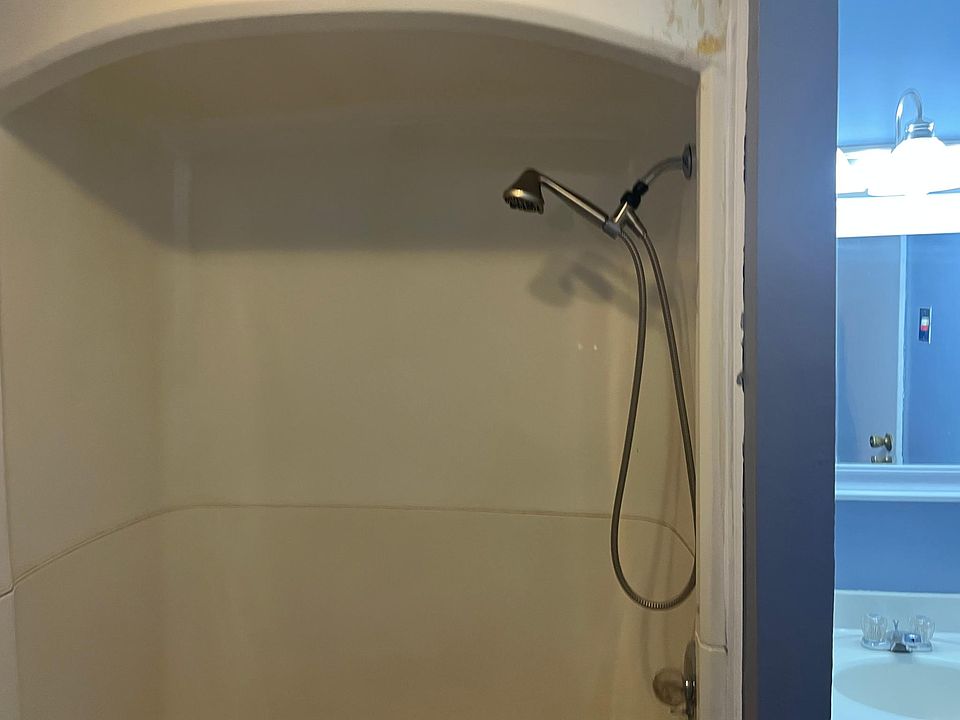 1st image of 1327 Jefferson Ave #B