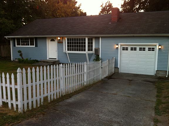 2nd image of 18509 8th Ave NE