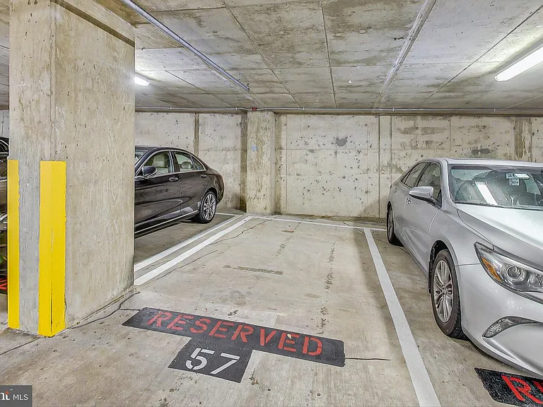 1150 K St NW #1008 — Photo 42